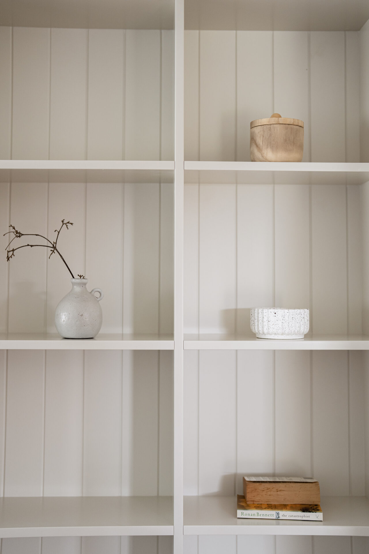 Cottage property styling 11